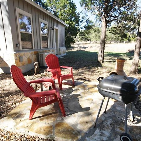 Cabins At Flite Acres - Texas Sage Wimberley Kültér fotó