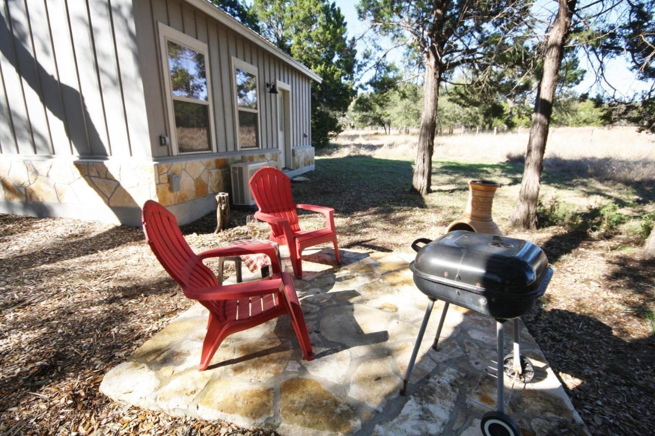 Cabins At Flite Acres - Texas Sage Wimberley Kültér fotó